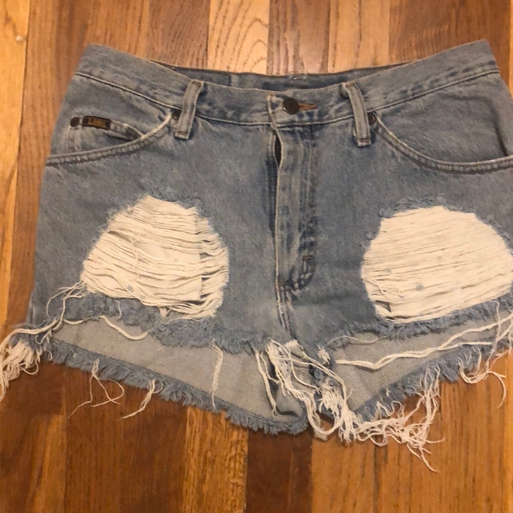 Lee cut off distressed shorts
